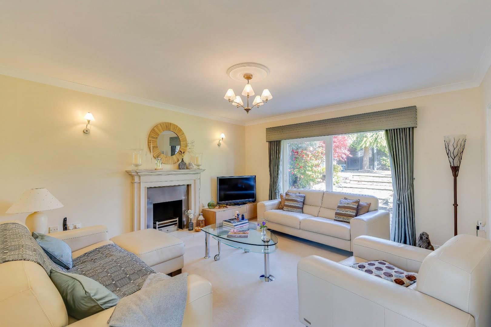 12 Blodyn Y Gog, Barry, CF63 1FB